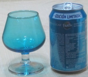 6 copas azules (1)